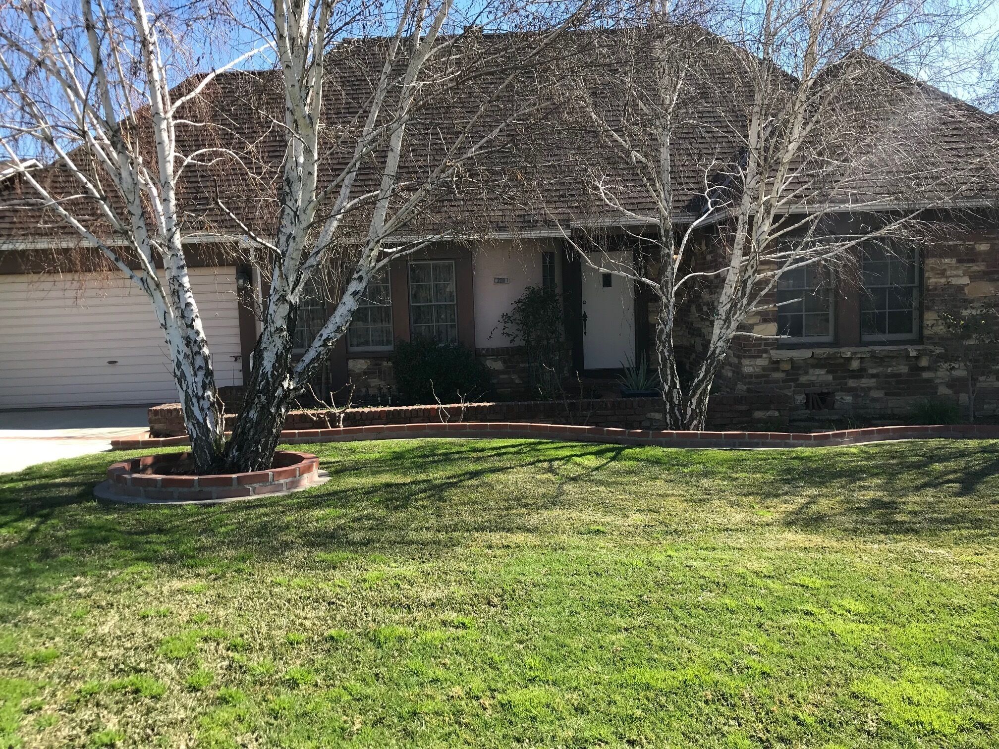 Charming 3 bdrm 2 bath home in Burbank hills