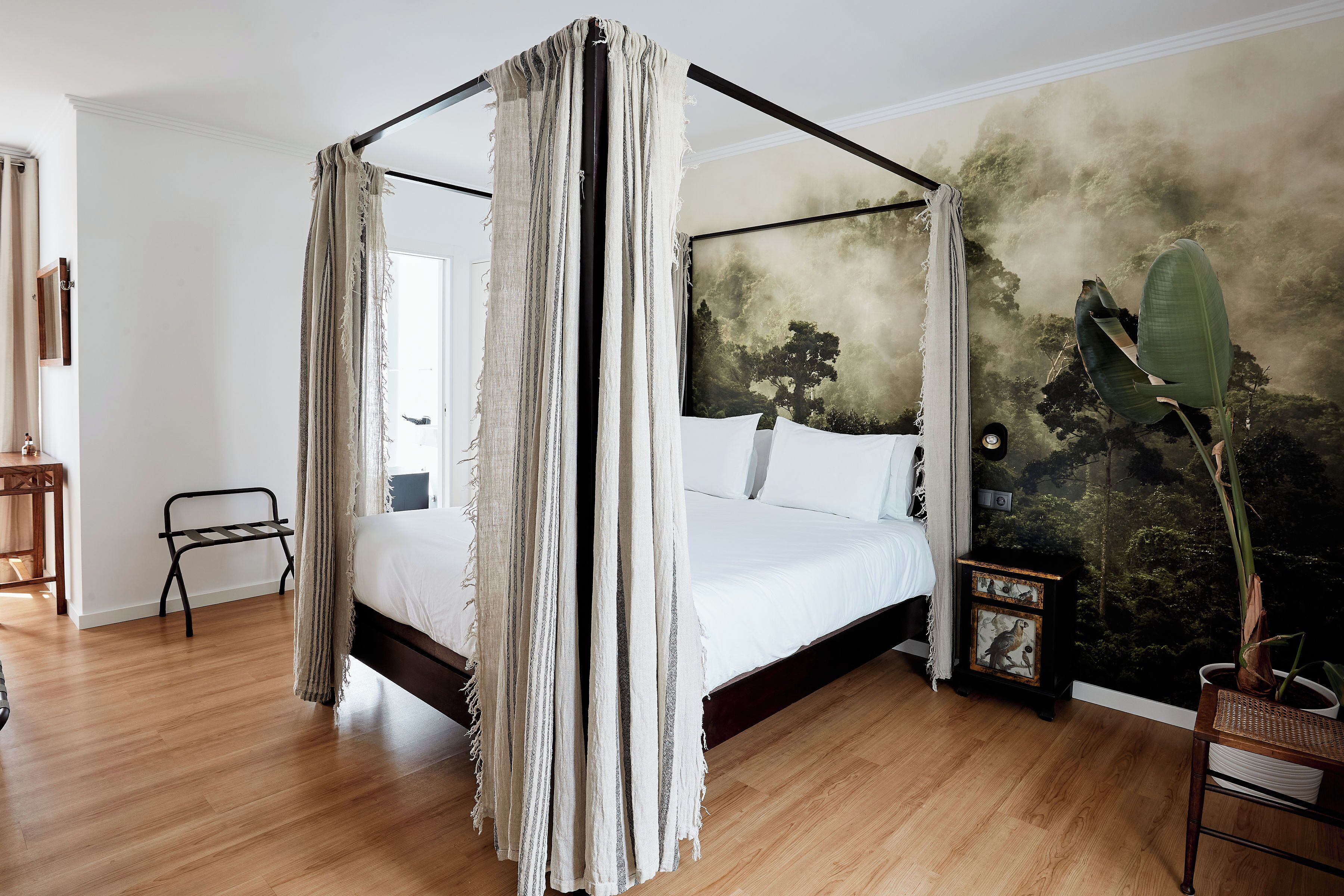 Chambre Double Supérieure, vue jardin | Matelas mémoire de forme, bureau, rideaux occultants, Wi-Fi gratuit