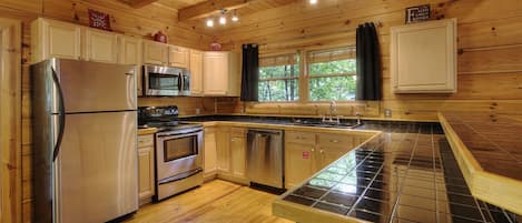 Fridge, microwave, oven, stovetop