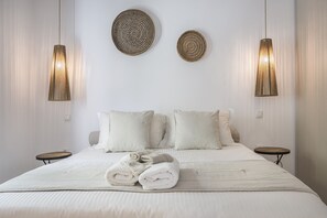 2 bedrooms, in-room safe, iron/ironing board, travel crib