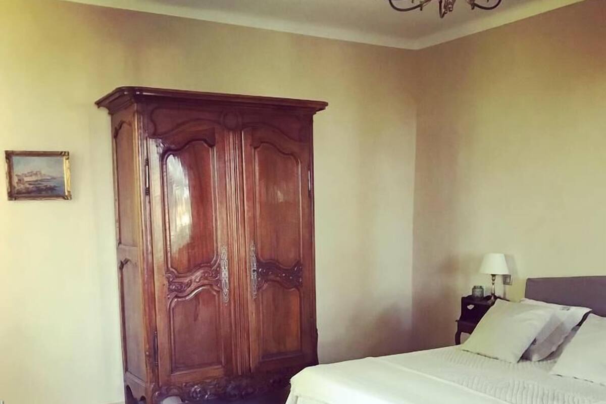 Iron/ironing board, free cots/infant beds, free WiFi, bed sheets