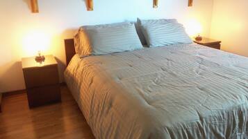 1 間睡房、記憶棉床墊、熨斗/熨衫板、免費 Wi-Fi