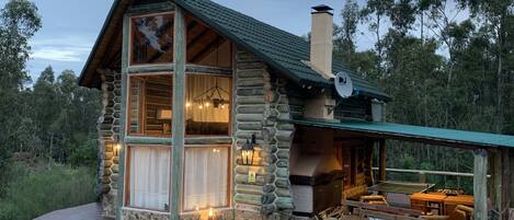 Basic House, 2 Bedrooms, Mountain View | Premium bedding, memory-foam beds, individually decorated