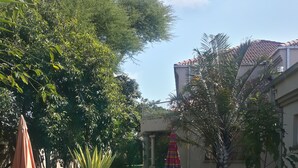 Property grounds - Sidze Guest House (Polokwane)