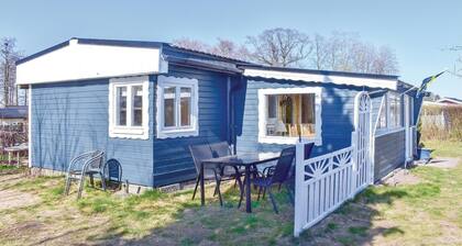 Gorgeous home in Hörby with kitchen