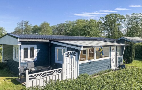 Gorgeous home in Hörby with kitchen