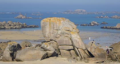 GITE en pierres apparentes Ă 1km5 mer