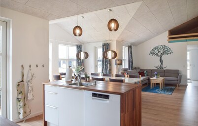 Nice home in Ejstrupholm with sauna