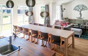 Interior - Nice home in Ejstrupholm with sauna (Ejstrupholm)