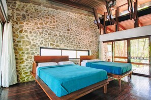 2 slaapkamers, een kluis op de kamer, gratis wifi, beddengoed