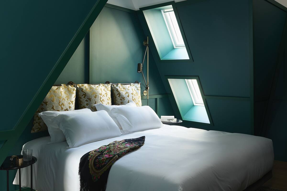 suite, multiple beds, terrace | premium bedding, pillow-top beds, minibar, in-room safe