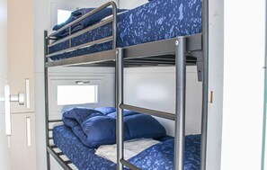 2 bedrooms, free WiFi