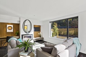 Apartment, 2 Bedrooms | Living area - La Residence du Park Apt 3 (Arthur's Point)