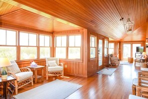 Interior - Steps to Nauset Beach, Private Yard! (Orleans)