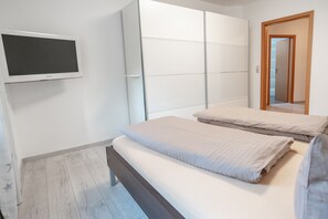 2 Schlafzimmer, Bügeleisen/Bügelbrett, WLAN, Bettwäsche