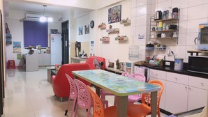 TV layar datar