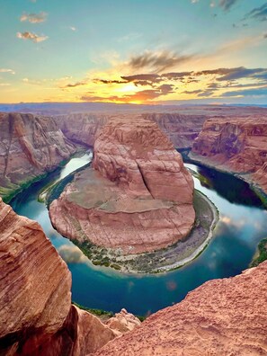 Miscellaneous - Traditional Navajo Hogan. Cultural experience! Near all attractions. (Page)
