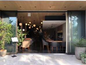 Lobby lounge - Hotel Canata Kyoto (Kyoto)