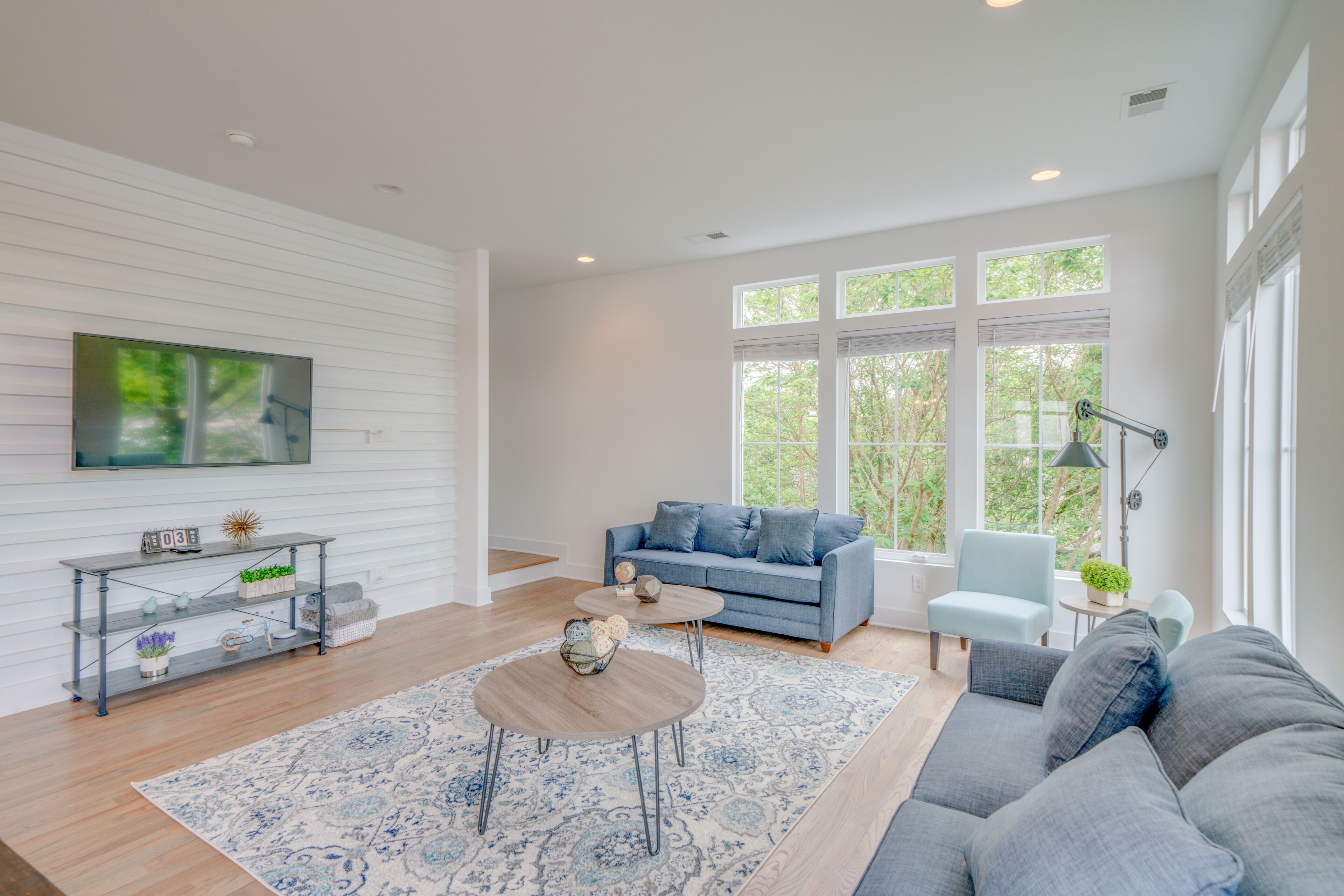 TV connectée, jeux vidéo, livres, médiathèque