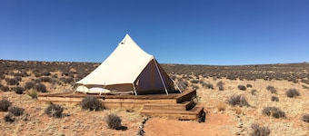 Desert Glamping!  Near Horseshoe, Antelope Canyon, Lake Powell, Grand Canyon.
