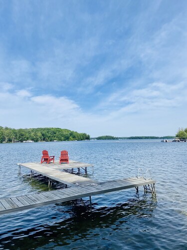 Long Lake Cottage - Lake living at its BEST with true Nordic Sauna. 