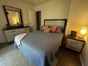 4 bedrooms, free WiFi, bed sheets