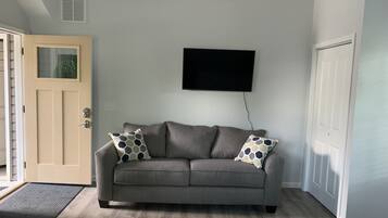 Älytelevisio, DVD-soitin, kirjoja