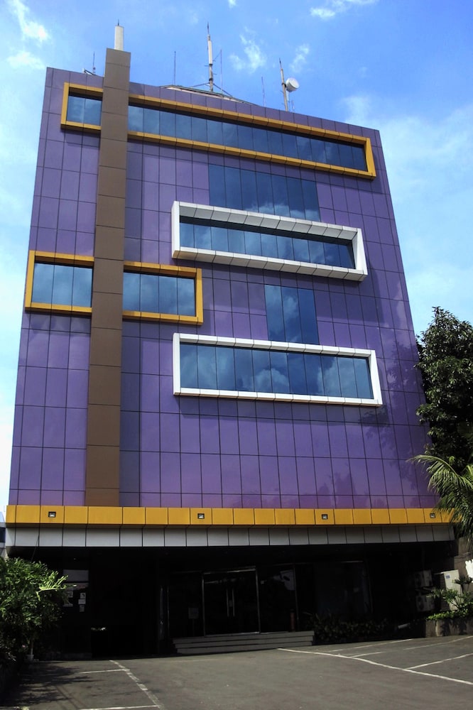 Hotel Alma