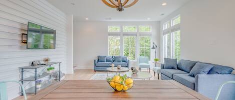 Smart-TV, Videospiele, Bücher, Musikbibliothek