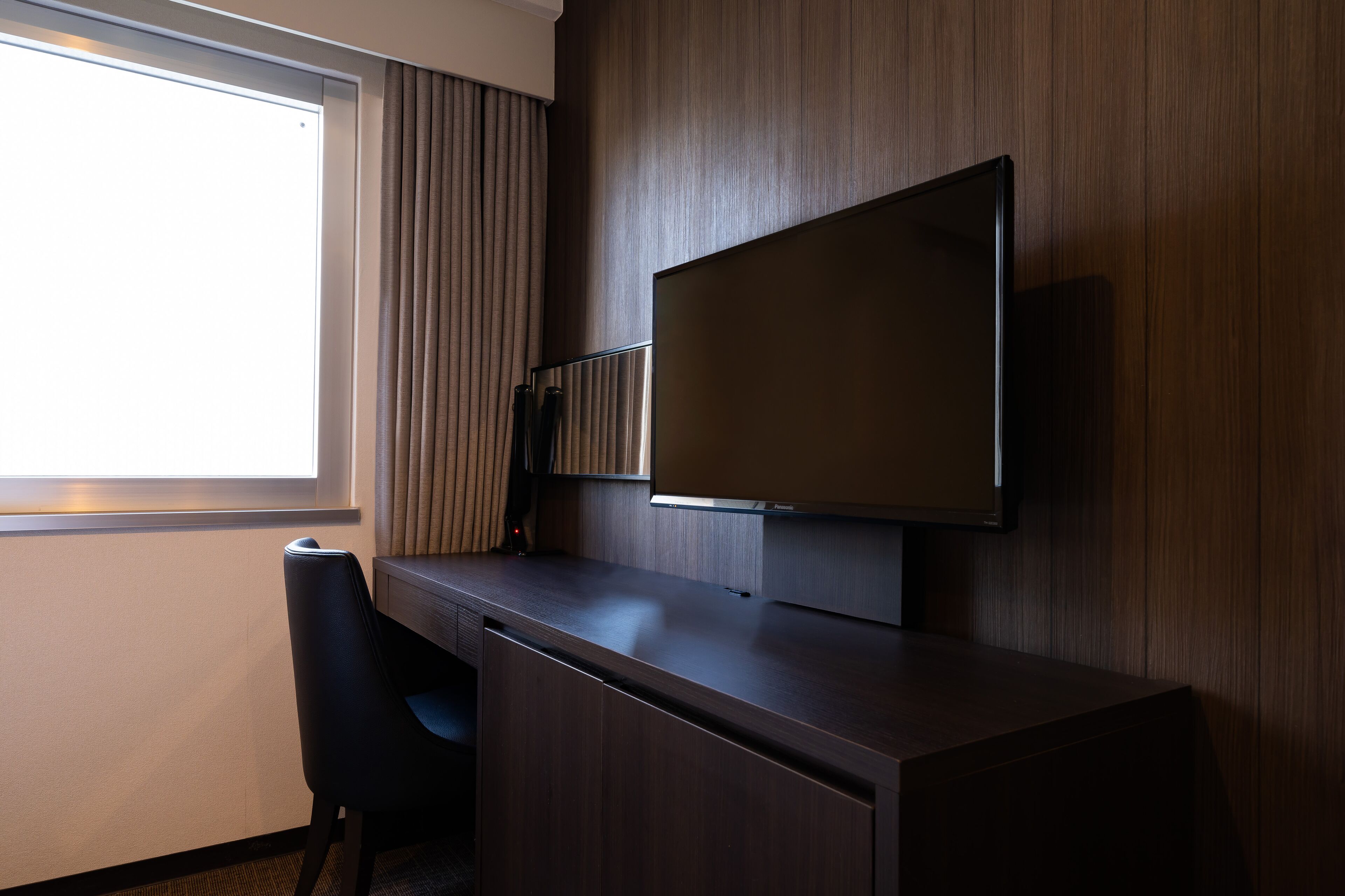 1 bedroom, in-room safe, desk, laptop workspace