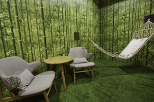 Premium Honeymoon (The Bamboo) | Living room | LED TV