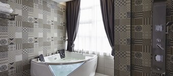 Dream Luxury Hotel
