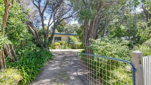 Property grounds - Woodlands Retreat Rye (Rye)