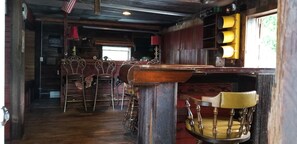 Bar (en la propiedad)