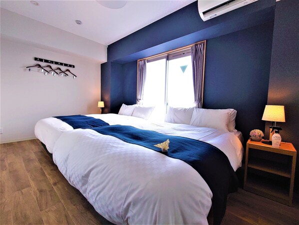 Luksussuite (Condominium B Type) | Sengetøy av topp kvalitet, dundyner, skrivebord og lydisolert