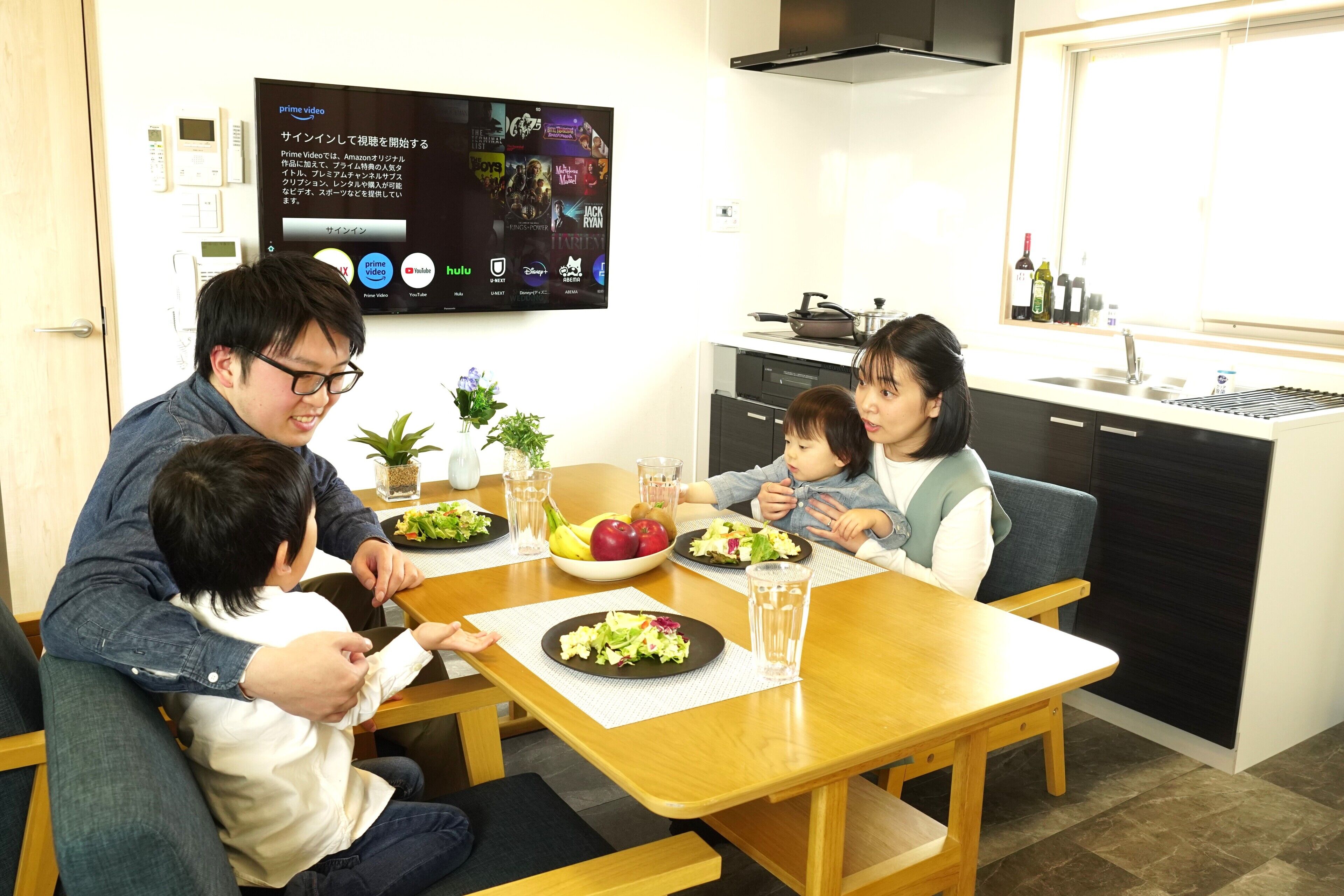 Premium bedding, down duvets, desk, soundproofing