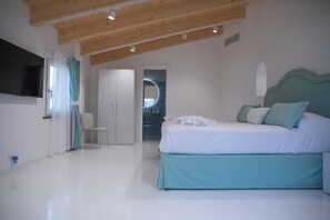 Suite Conca dei Marini | Egyptian cotton sheets, premium bedding, in-room safe, desk - Hotel Villa Pandora (Maiori)