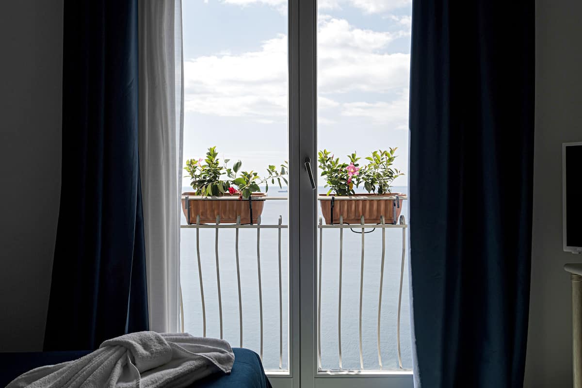 superior double or twin room, sea view | egyptian cotton sheets, premium bedding, in-room safe, desk