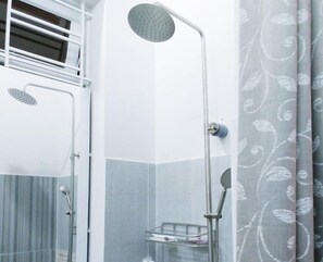 Bathroom shower - The An Nam (Ho Chi Minh City)