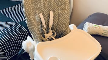 3 Schlafzimmer, Bügeleisen/Bügelbrett, Reisekinderbett, kostenloses WLAN