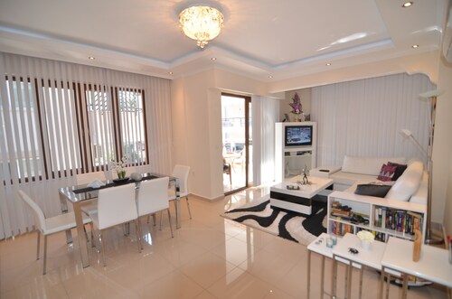 OBA MOZAIK SİTESİ - WOHNUNG MIT 3 SCHLAFZIMMERN