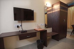 Desk, cots/infant beds, rollaway beds, free WiFi