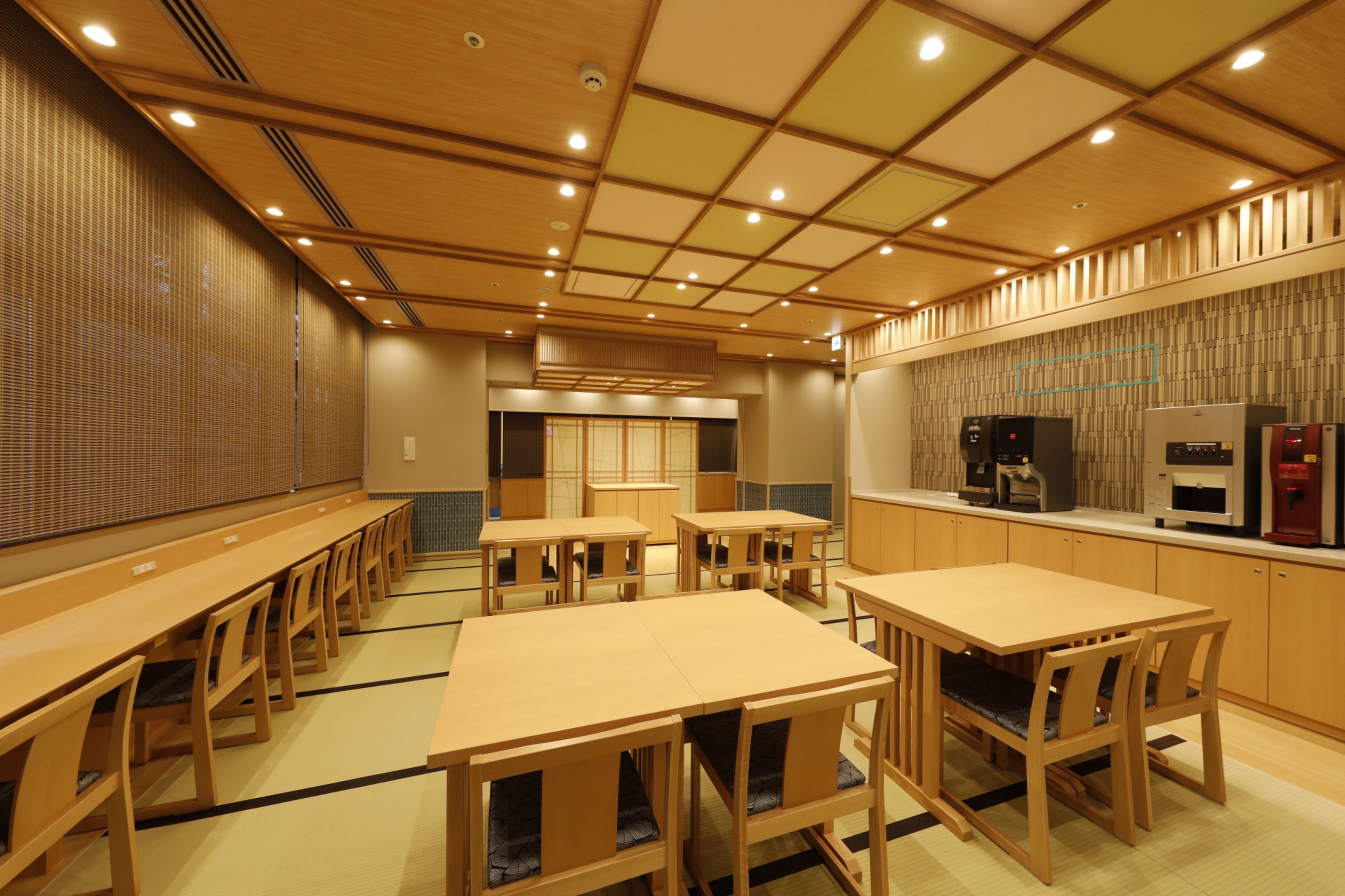 Daily Japanese breakfast (JPY 2500 per person)