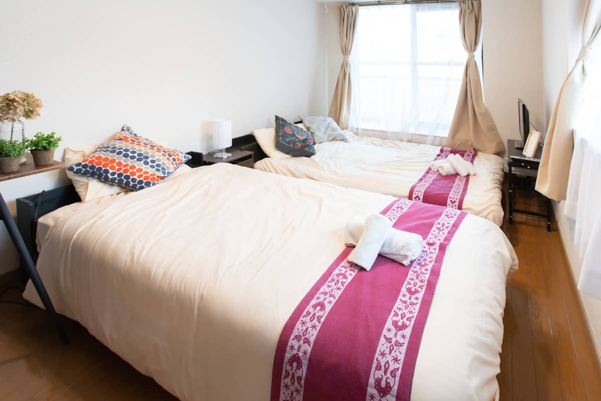 Apartment Bed City View 205