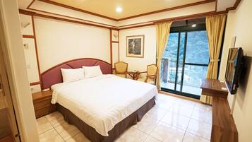 Double Room | Free WiFi, bed sheets