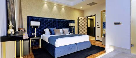 Deluxe Studio Suite, Hot Tub | 1 bedroom, premium bedding, down comforters, memory foam beds