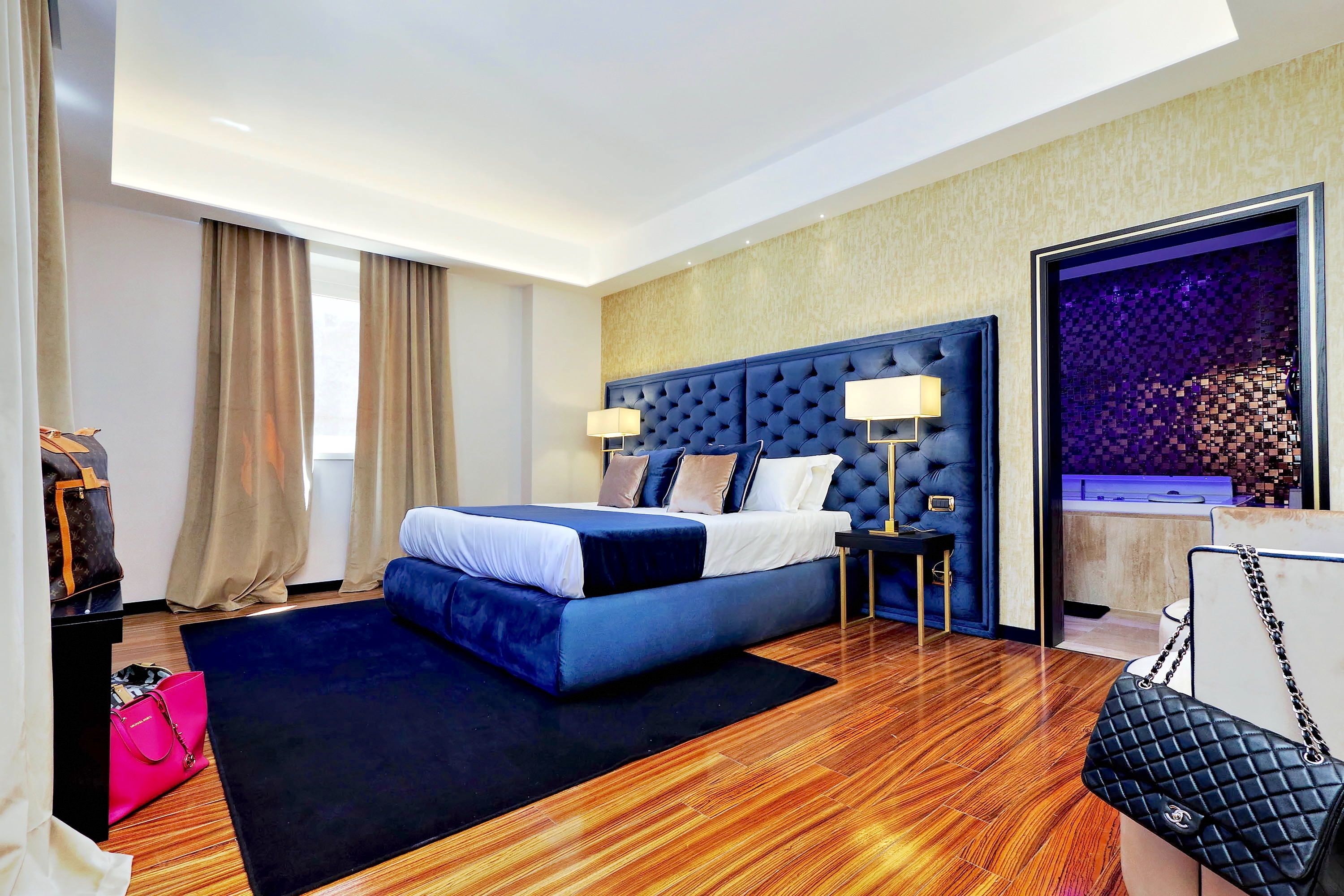 Foto - Spanish Diamond Luxury Suites & Jacuzzi