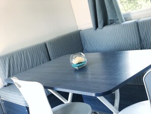 Living area - Camper Village (Santo Stefano al Mare)
