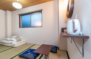 201 | Iron/ironing board, free WiFi, bed sheets - Kujira 201 (Osaka)