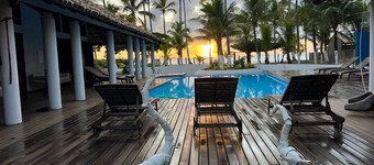 FAVOLOUS VILLA NACRI ON THE BEACH BETWEEN ILHEUS AND ITACARE '